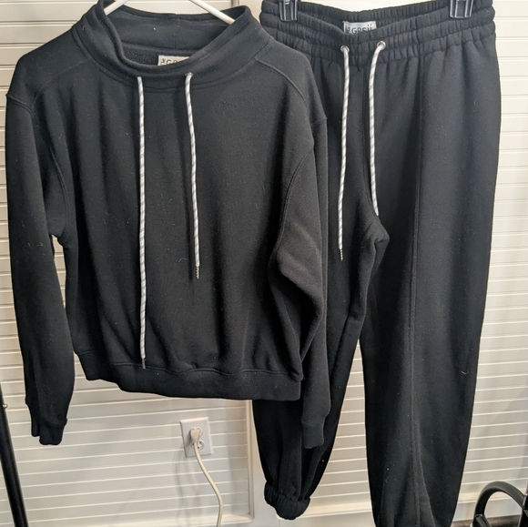 The Greii Black Hoodie and joggers set - Picture 1 of 6